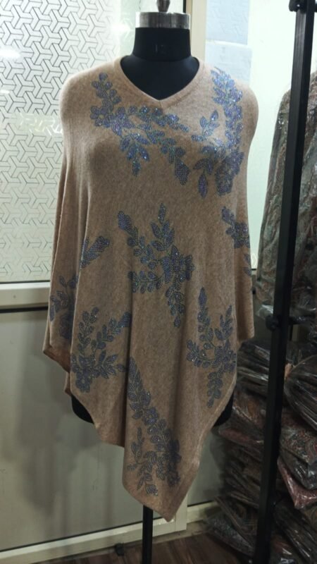 Cashmere Poncho Surqashi